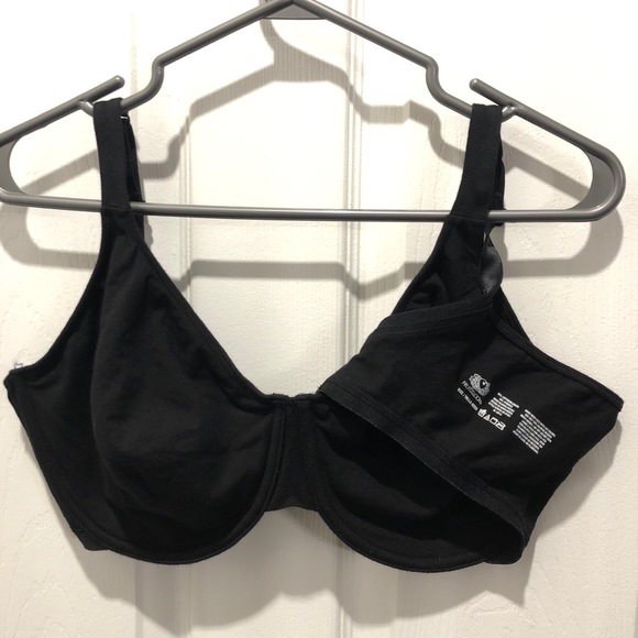 Without pads only underwire bra’s. $10 each - Picture 4 of 10